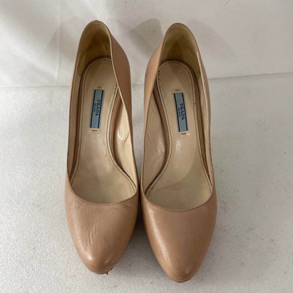 Prada round-toe pumps in Cream calfskin - Picture 1 of 11